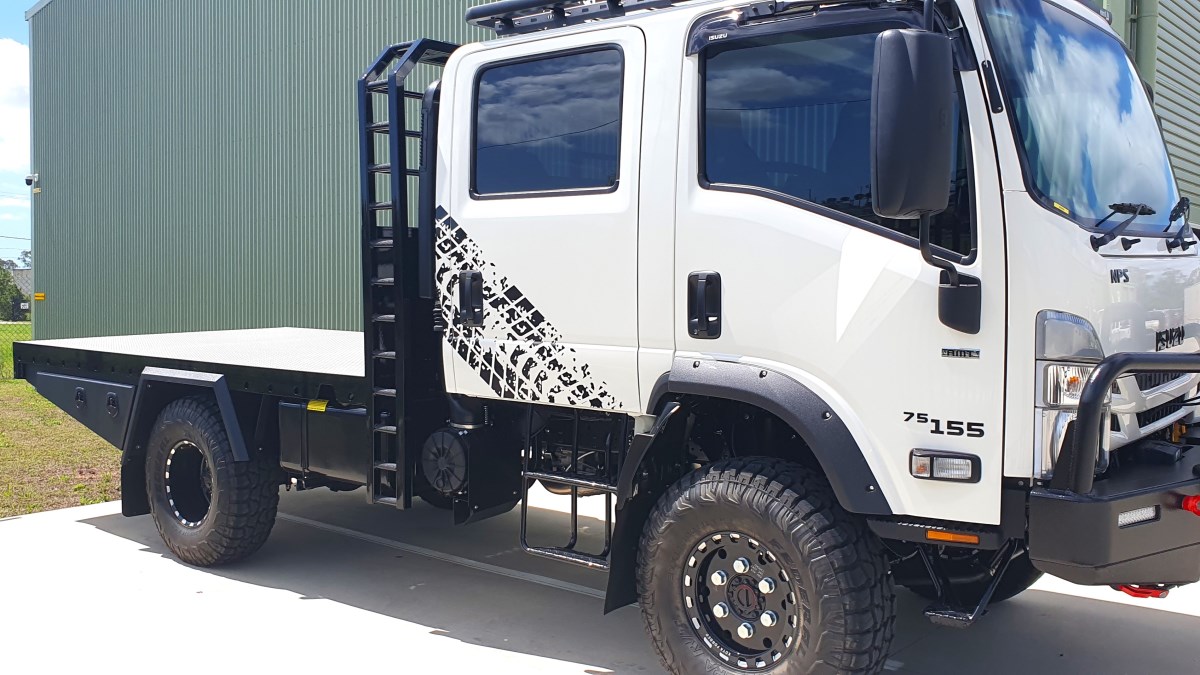Dual-Cab Truck Tray