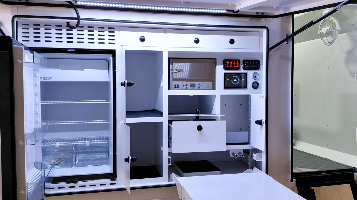 Single-Cab Truck Slide-On Camper