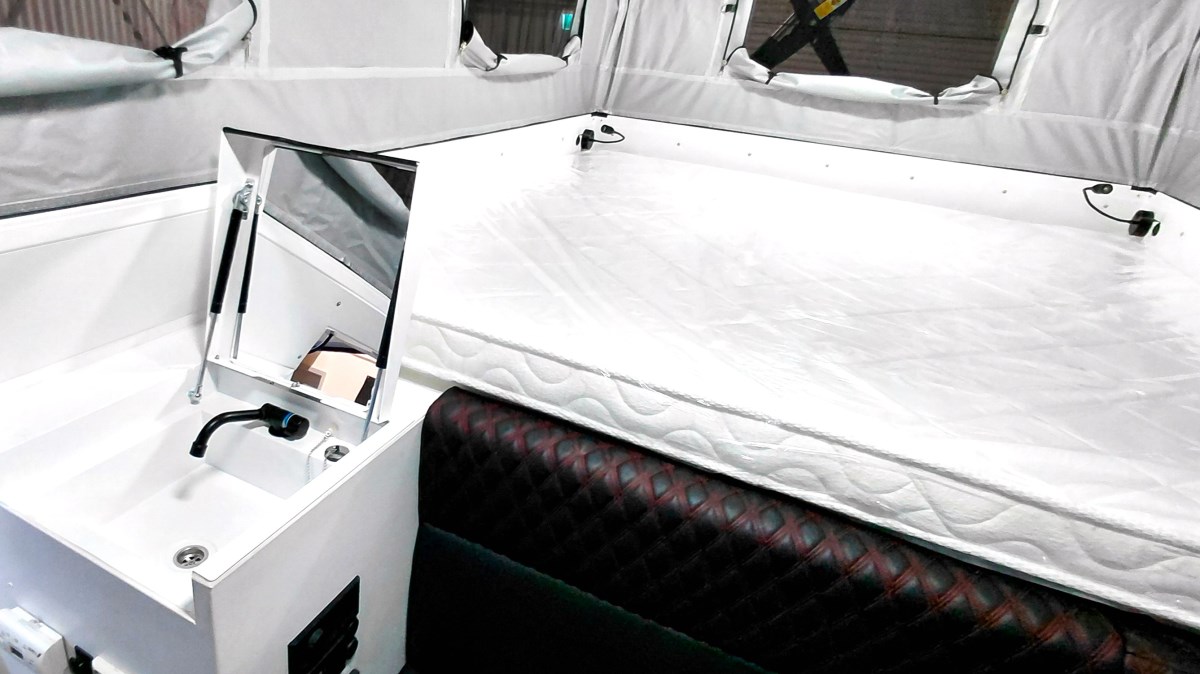 Single-Cab Truck Slide-On Camper